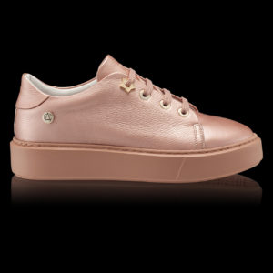 Real Product Mirroring and Cutout on Transparent on Black Background